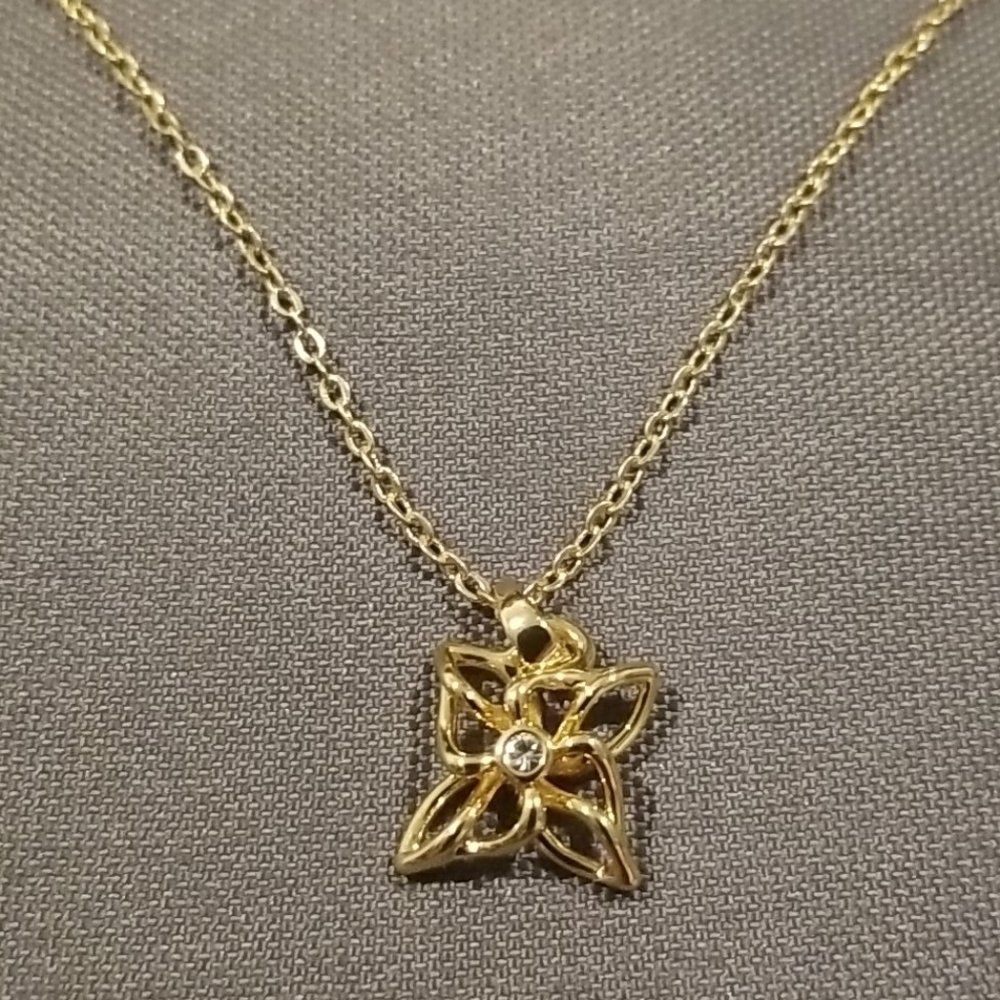 💕TED BAKER💕 Gold Chryssa Crystal Breeze Mini Pendant Necklace NWT